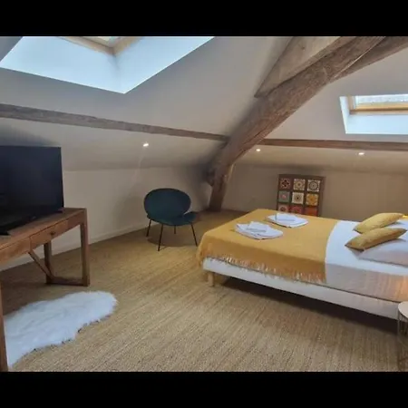 Votre Loft Aux Halles De Apartamento